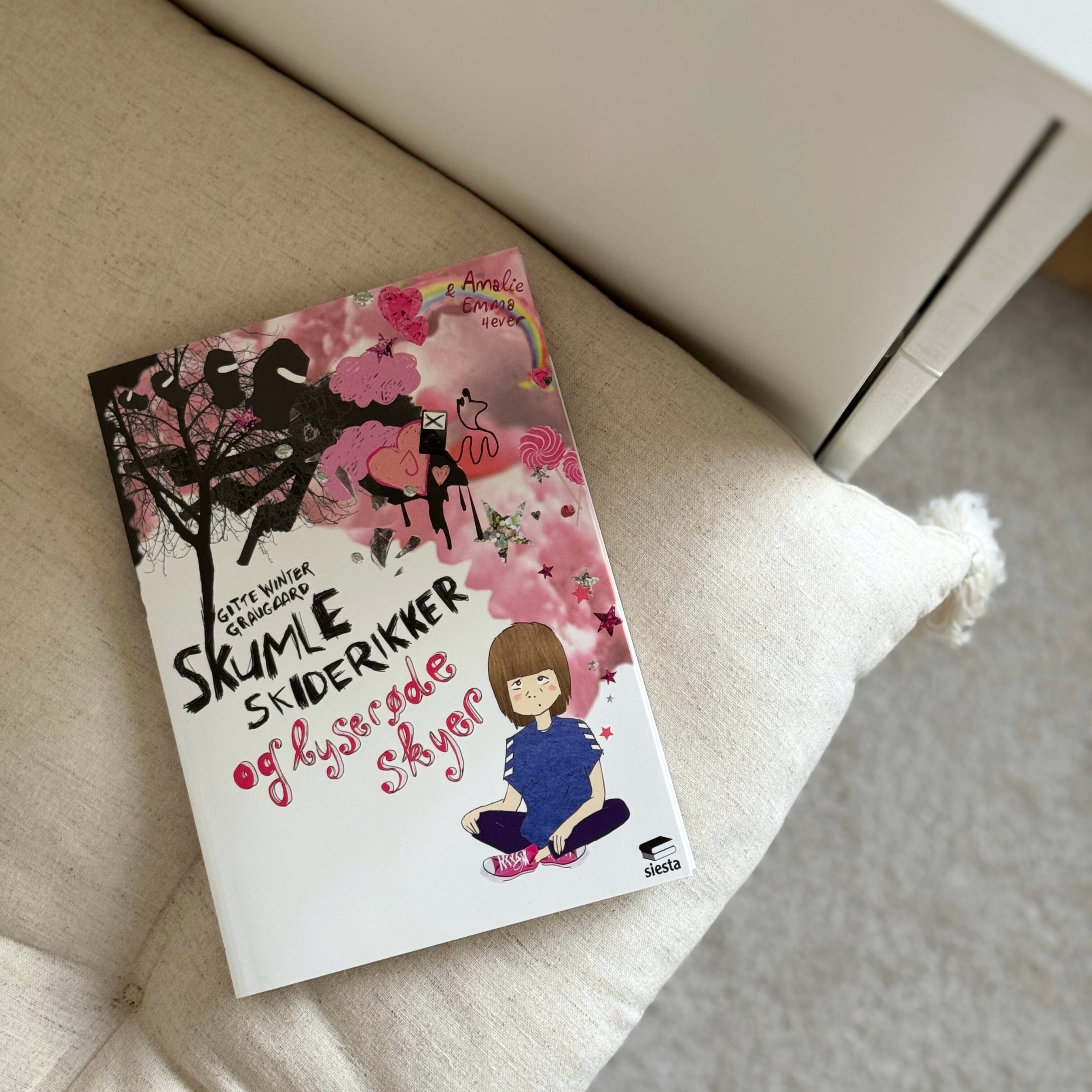 Skumle skiderikker og lyserøde skyer